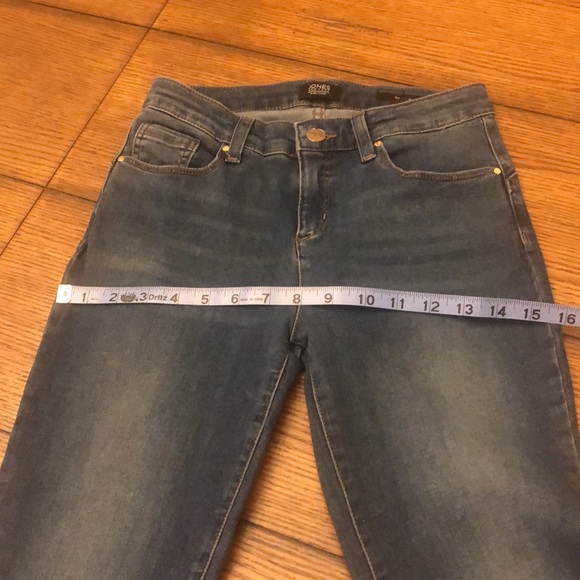 Jones New York Signature Madison Slim Jeans stretch size 2 denim faded - Picture 11 of 15